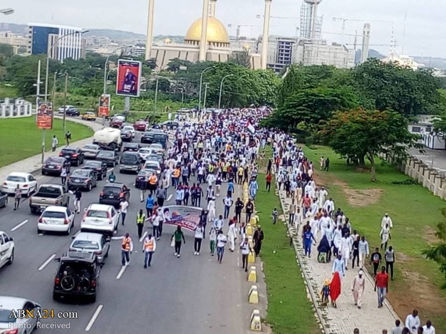 Photos: Quds Day procession in Abuja / Protesters chant anti-Zionist, Free Zakzaky slogans & burn US-Israel flags