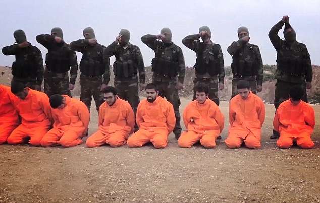 ISIS executes 30 of its members in Syria 