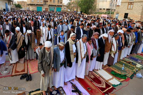 Saudi-led alliance pounds Hudaydah during Eid al-Fitr prayer