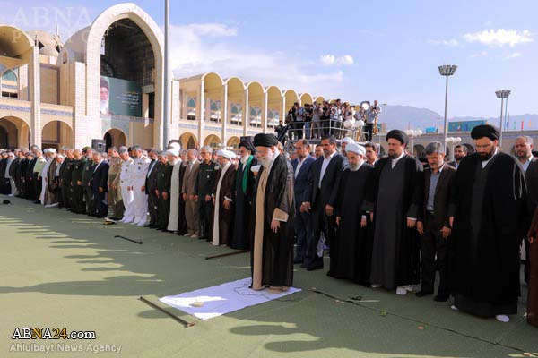 تقرير مصور/ إقامة صلاة عيد الفطر المبارك بإمامة قائد الثورة الاسلامية