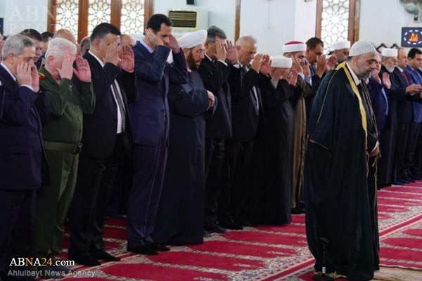 Syrian President performs Eid al-Fitr prayers in Tartous / Pics