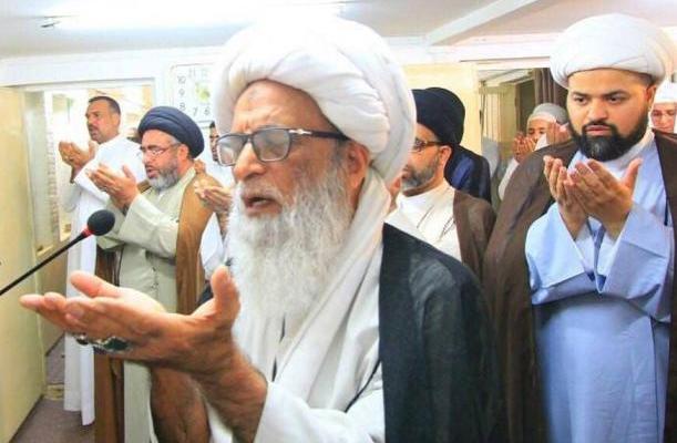 المرجع النجفي يؤم المؤمنين في صلاة عيد الفطر المبارك