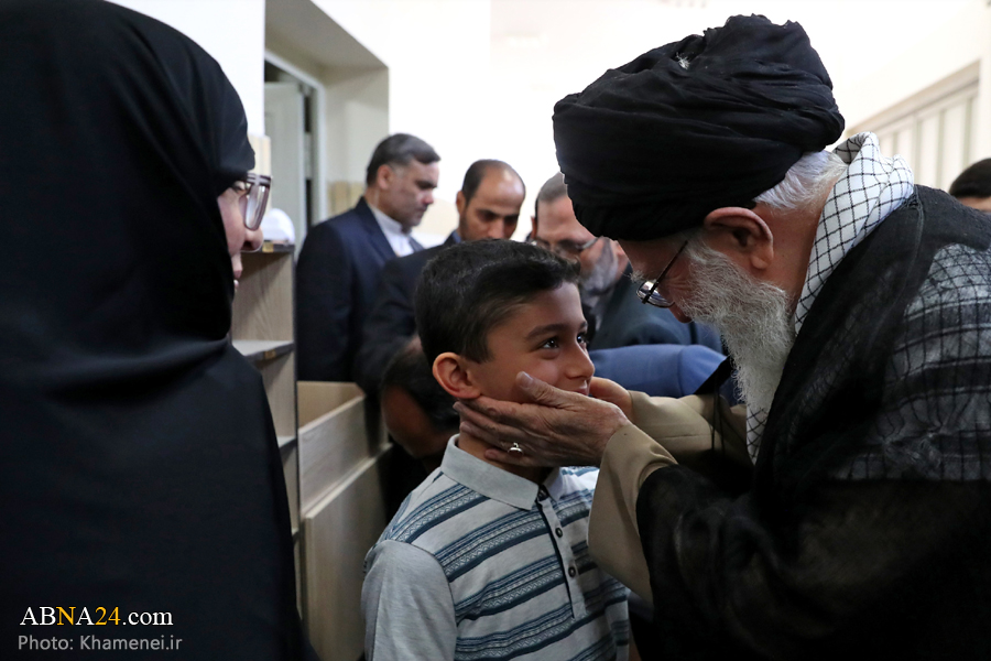 Imam Khamenei meets with families of martyred nuclear scientists / Pics