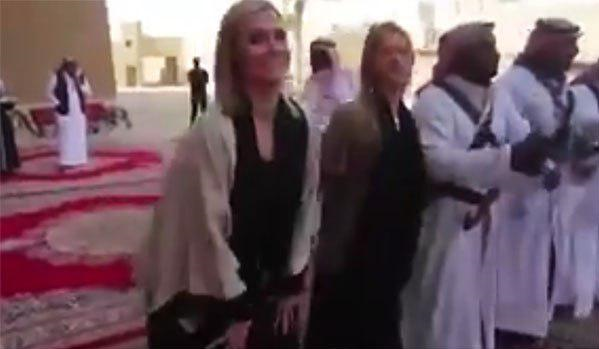 اميركيات يرقصن في بلاد الحرمين ونساء وأطفال اليمن يتعرضون لصواريخ السعودية+(صور)