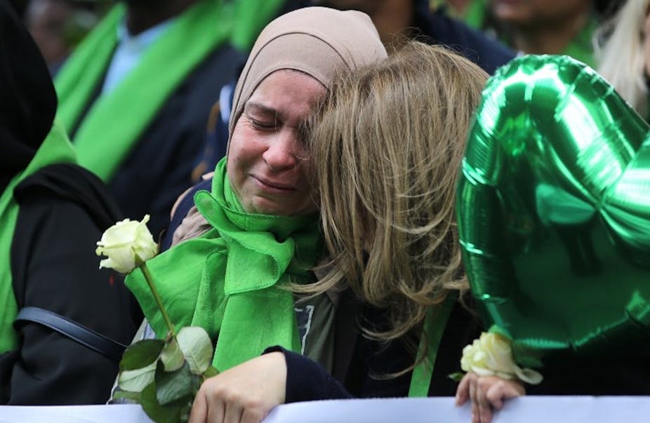  Incendie de la tour Grenfell à Londres : quand Twitter réfute fake news et islamophobie
