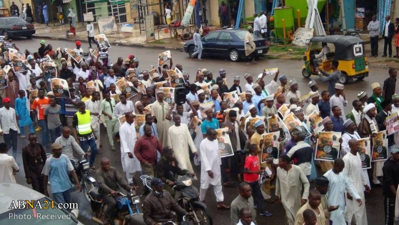 Photos: Police open fire at pro-Zakzaky protestors in Kaduna, many injured 
