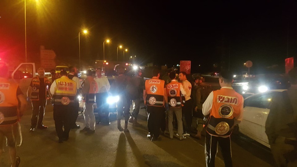  إصابة 3 جنود إسرائيليين في عملية دهس غرب بيت لحم+(صور)