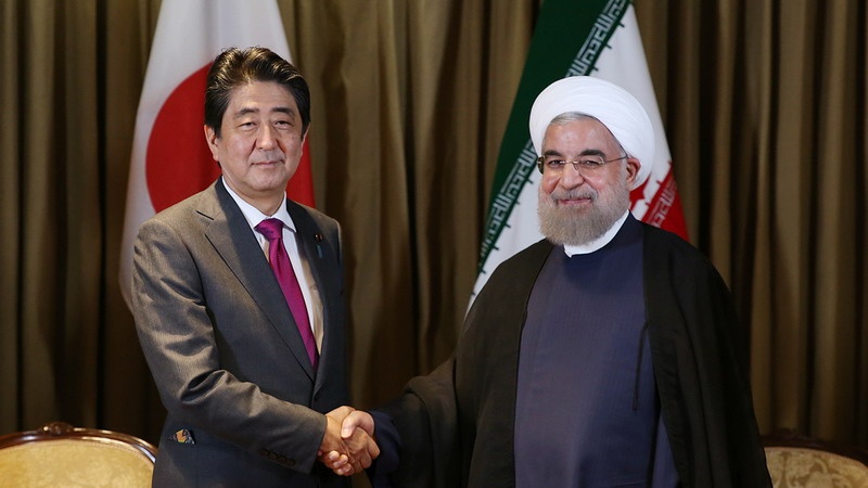  日本政府筋、「安倍首相が７月にテヘラン訪問」