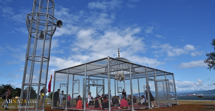New chain-link mosque unveiled in Vancouver