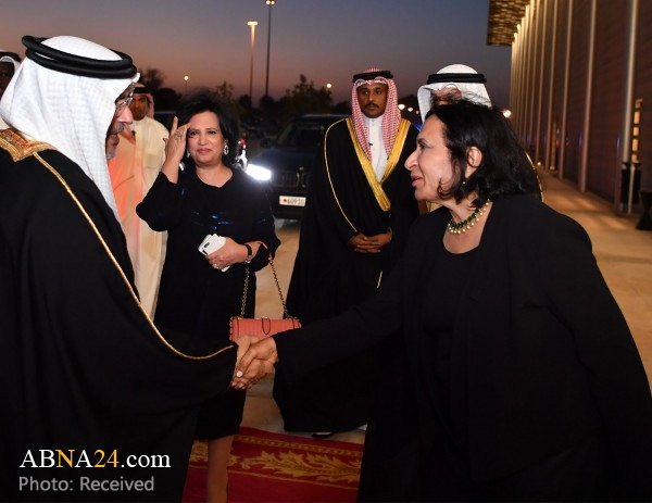 Bahrain crown prince shakes hands with Israeli delegation during world heritage committee opening