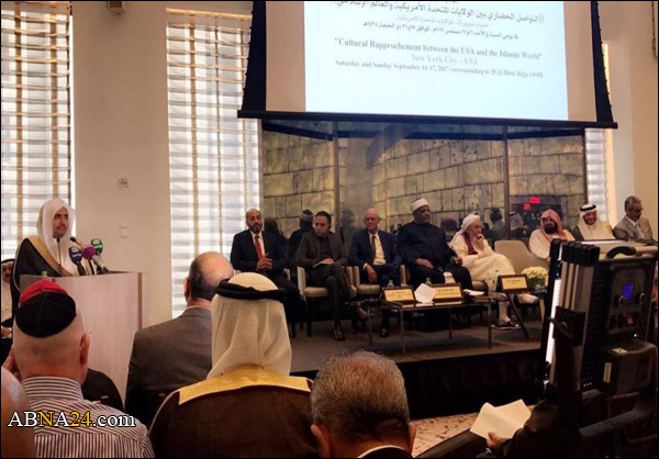 رابطة العالم الإسلامي ترد على تقارير حول منع السوريين من أداء "فريضة الحج"