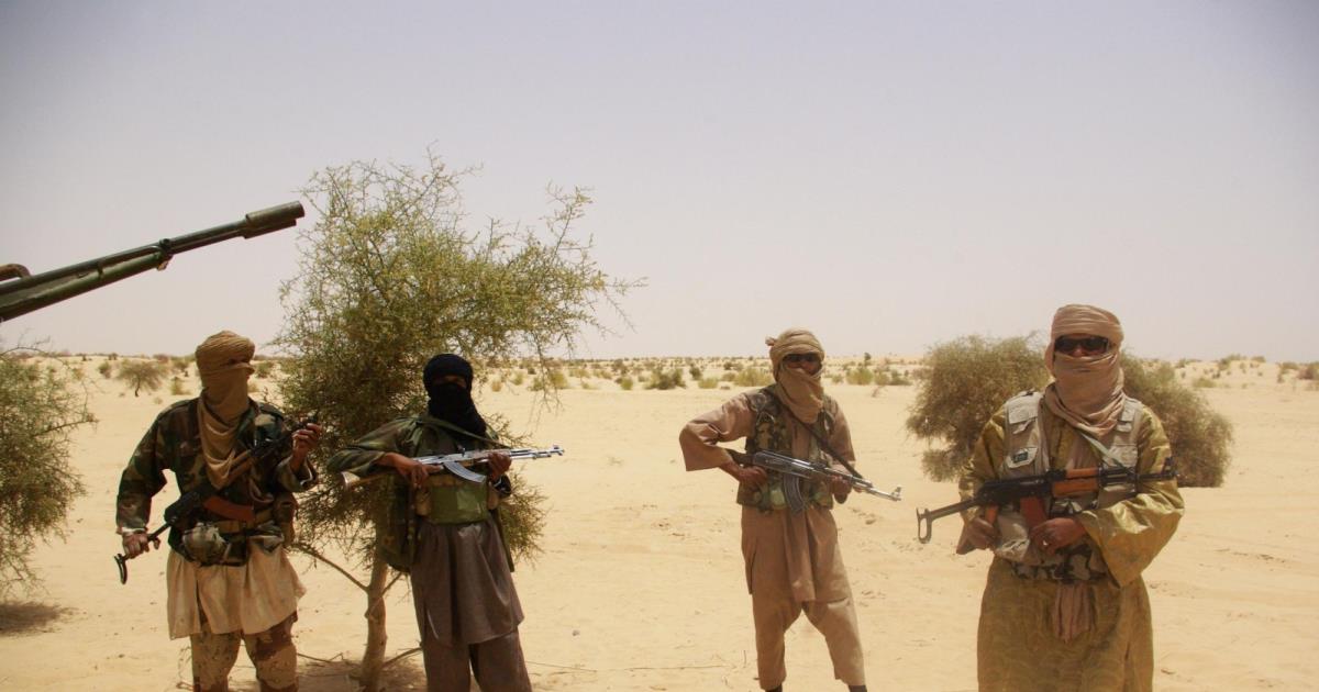 تكفيريون يقتلون 6 أشخاص بهجوم على قاعدة أفريقية في مالي