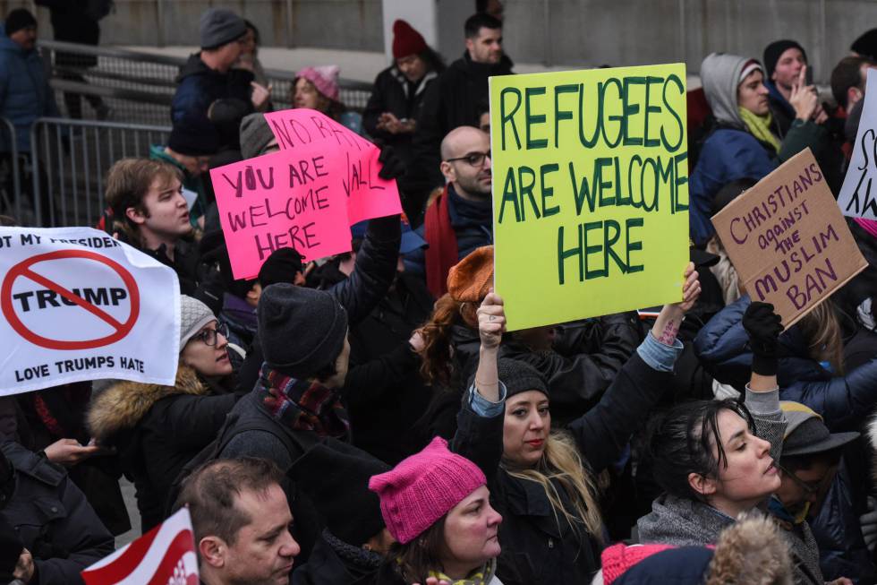 Un Centenar de Personas Protestaron en Nueva York por la Ratificación del “Veto Musulmán” por Parte de la Corte Suprema de EE.UU