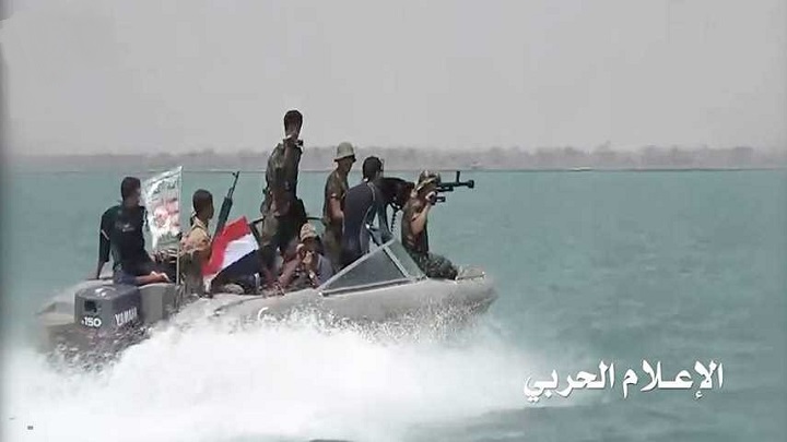 خسائر كبيرة في صفوف العدوان السعودي الاماراتي أثناء إنزال بحري بالساحل الغربي