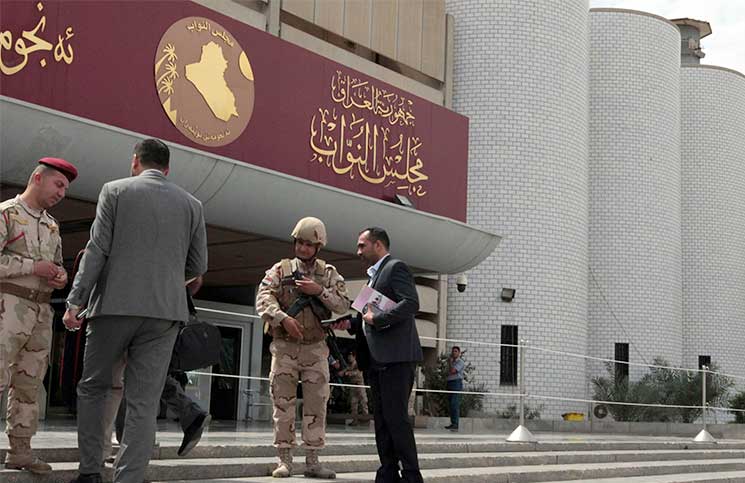 فرار أكثر من 45 نائبا عراقيا على خلفية دعاوى قضائية ضدهم