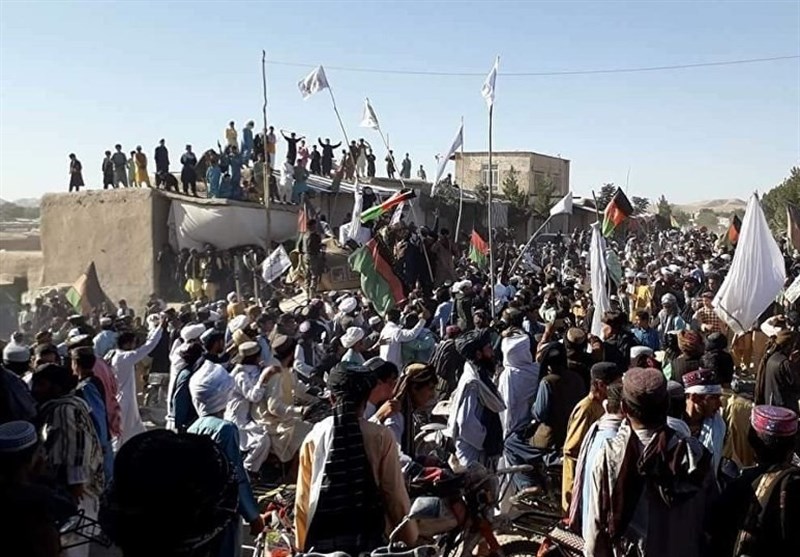 افغان فوج جوق در جوق طالبان میں شامل