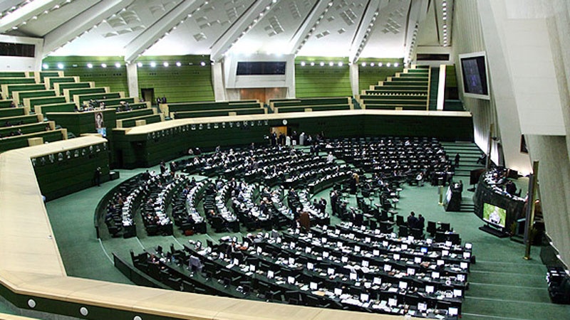 یورپ کے ساتھ مذاکرات کے بارے میں ایران کے ارکان پارلیمنٹ کا بیان