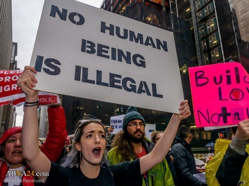 Trump administration ask migrant parents: will you leave with or without children?