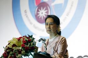 မိဘမ်ား ၿပိဳင္ဆုိင္လိုစိတ္ျပင္းထန္မႈေၾကာင့္ ယေန႔ေခတ္ လူငယ္မ်ားအၾကား ပူးေပါင္းေဆာင္ရြက္တတ္မႈႏွင့္ မုဒိတာစိတ္ဓာတ္မ်ား အားနည္းလာဟု 