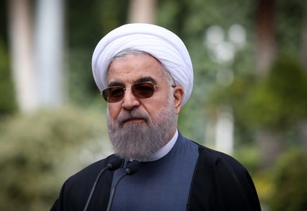 صدر حسن روحانی سوئیزرلینڈ کا دورہ مکمل کرکے آسٹریا کے دارالحکومت ویانا پہنچ گئے
