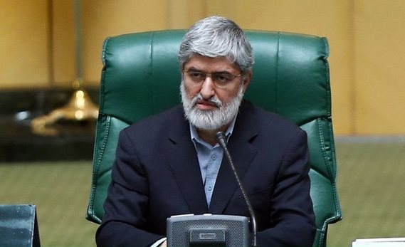 ایرانی پارلیمنٹ کے نمائندوں کا فرانسیسی سفیر کو ایران سے نکالنے کا مطالبہ