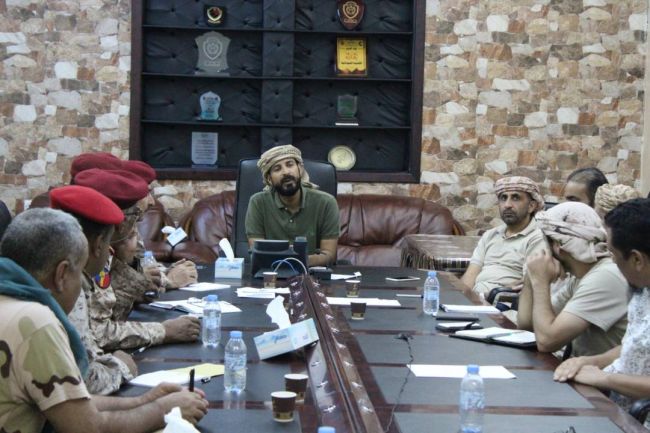 قتلى وجرحى في العملية التي استهدفت مقر تحالف العدوان في عدن 