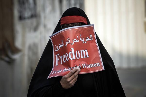 النيابة العامة تقرر تمديد حبس المعتقلة "زكية البربوري" لمدة 30 يومًا إضافيًا 