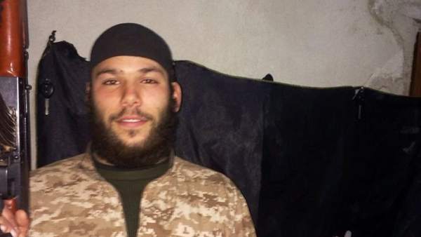 “Uno de los Sospechosos del Atentado Terrorista de París, Participó También en la Ejecución de un Piloto Jordano en Siria” 