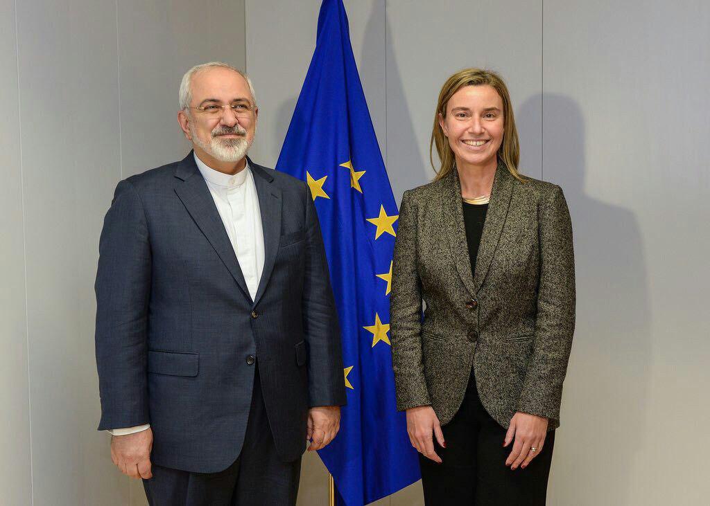 UE Promete Mantener Canales Bancarios, Inversión y Compra de Crudo Iraní 
