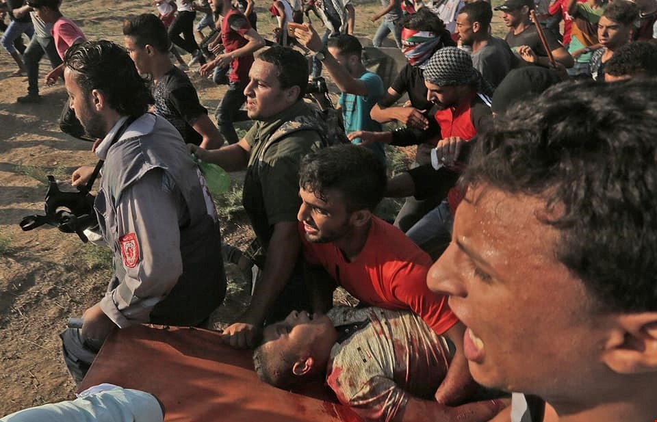 استشهاد طفل فلسطيني وإصابة 43 آخرين شرق غزة