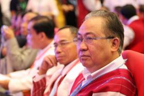  ‘‘ဒီခြဲမထြက္ေရးဆိုတာက အေျခခံမူမဟုတ္ဘူး။ ႏိုင္ငံေရးသဘာတူညီခ်က္ျဖစ္တယ္။ ေနာက္တစ္ခုက ႏိုင္ငံေရးကတိက၀တ္အျဖစ္ ဒါက သီးသန္႔ေဆြးေႏြးၿပီ