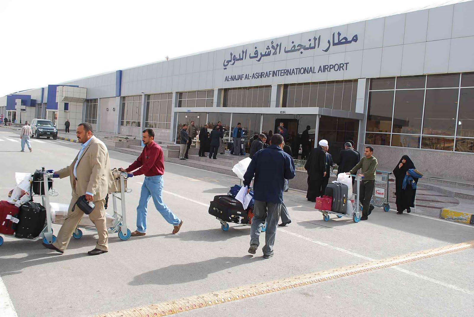 مطار النجف: مستعدون لاستقبال الطائرات وسلمنا الجهات المعنية صور المخربين