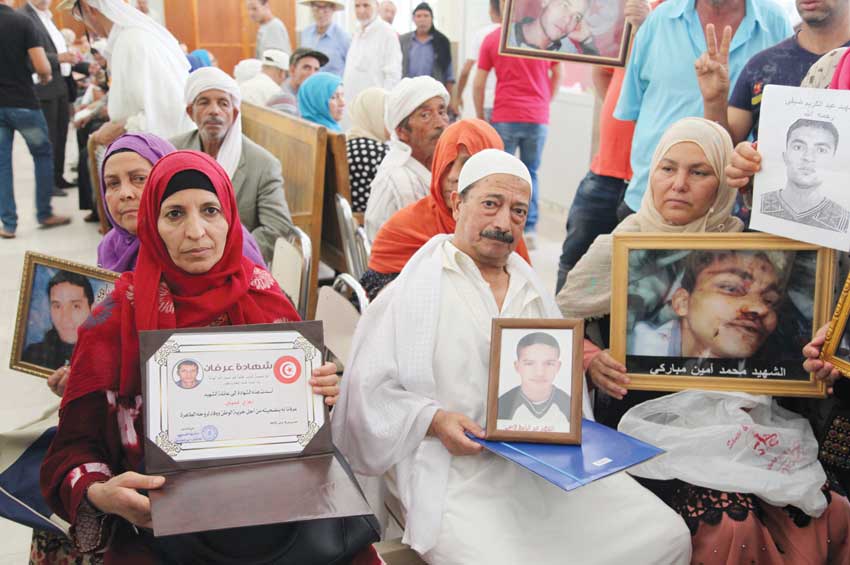 القضاء التونسي ينظر في ملفات ضحايا الثورة 
