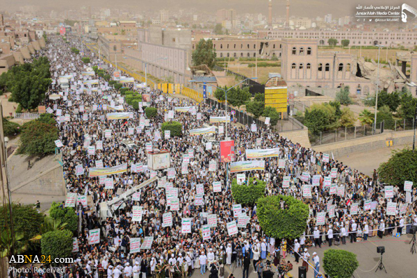Thousands of Yemenis denounce attacks from Saudi-led coalition / Pics