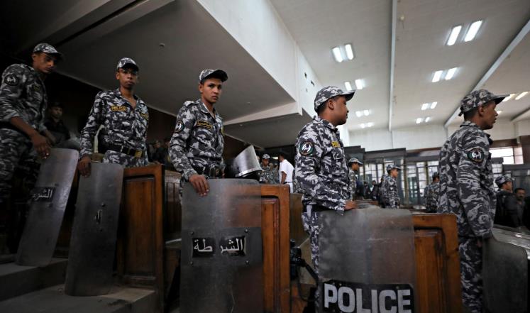 محكمة مصرية تقضي بالسجن على 27 من الاخوان 