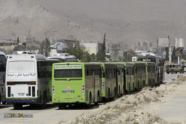 Tens of buses enter Kefraya and al-Fouaa town in Idleb to transport locals