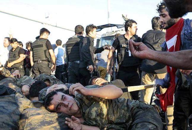 قرار جديد بتوقيف عسكريين في "الجيش التركي"