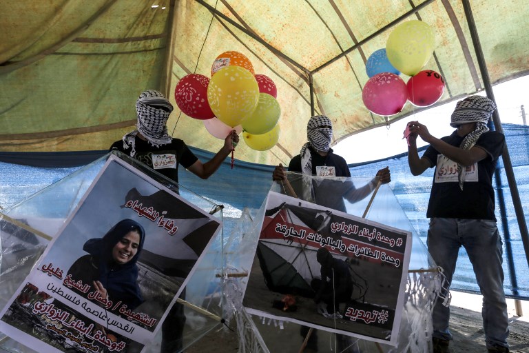 إسرائيل تهدد بحرب واسعة على غزة إذا لم يتوقف إطلاق "البالونات الحارقة"