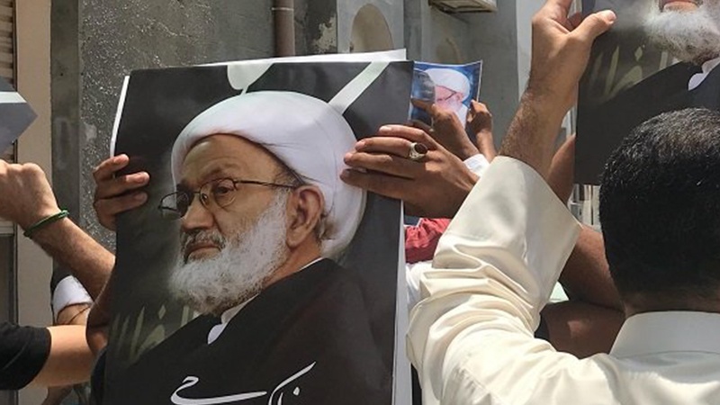 منامہ میں آیت اللہ عیسی قاسم کی حمایت میں زبردست احتجاجی جلوس