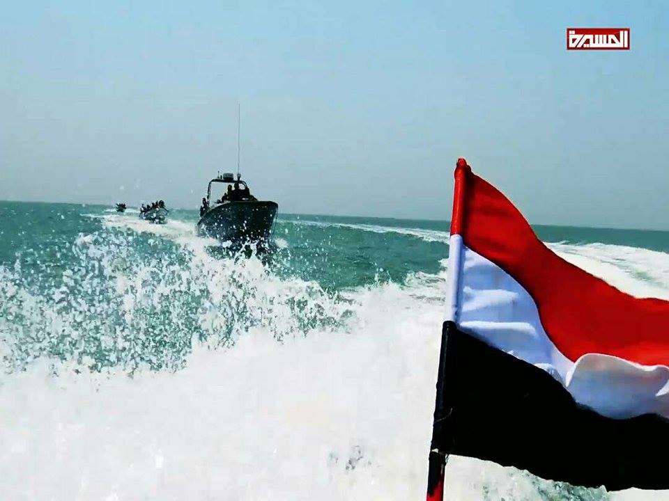 هجوم عسكري للقوات البحرية اليمنية على تمركز عناصر الاحتلال في ميناء المخا