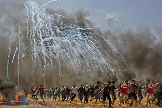 تصاعد حدة التوتر على حدود غزة وطائرات الاحتلال تواصل غارتها ضد الفلسطينيين+(صور)
