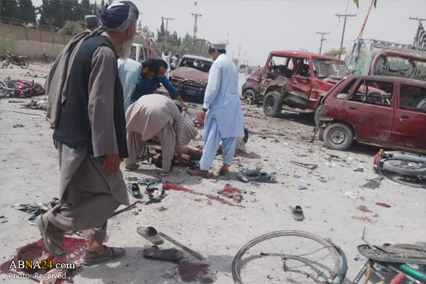 At least 30 killed in suicide blast on Pakistan polling station / Pics