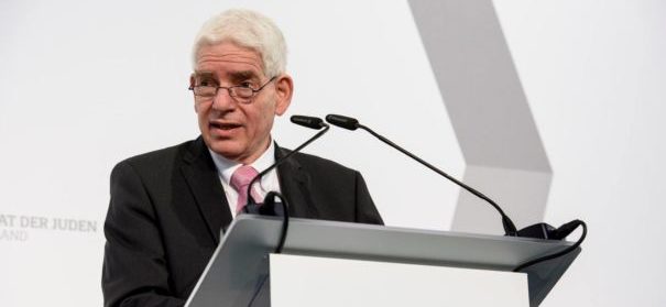Zentralrats-Präsident Josef Schuster widerspricht Seehofer
