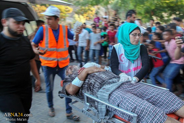 Two Palestinians martyred, hundreds injured in Gaza / Pics