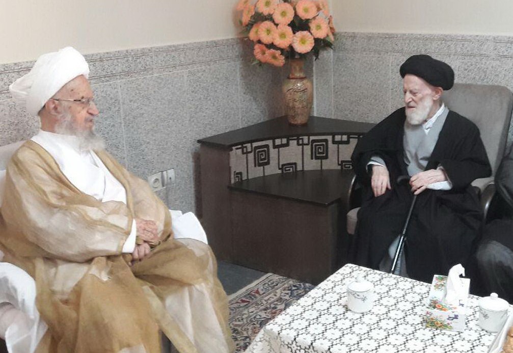 المرجع شبيري الزنجاني يلتقي المرجع مكارم الشيرازي