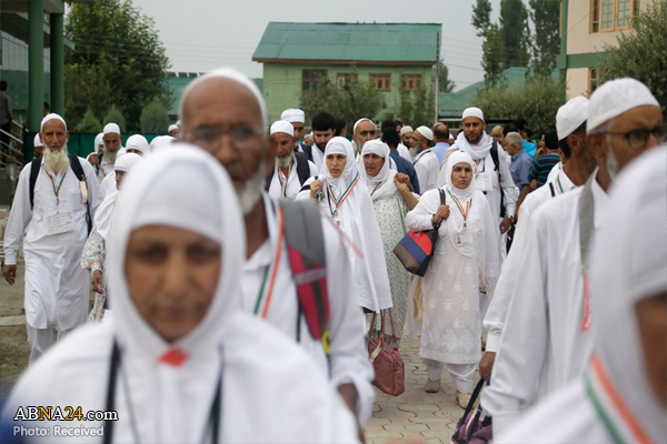 Half a million pilgrims arrive Mecca, Medina