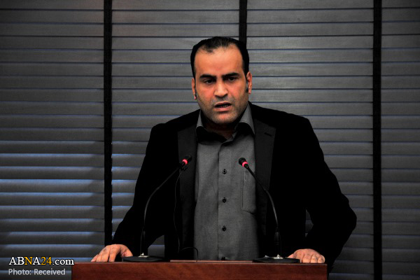 Bahraini opposition figure being held at Manama airport