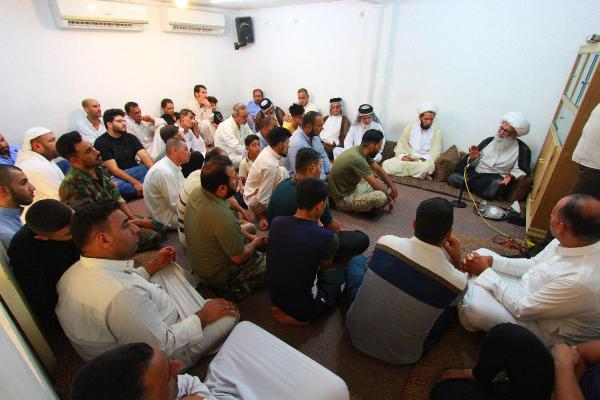 المرجع النجفي: منهج أَهل البيت (ع) منهج قويم يضمن السعادة في الدارين
