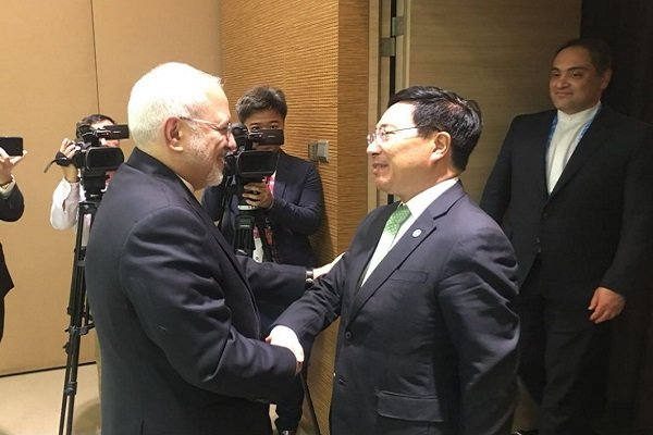 ایران اور ویتنام کے وزراء خارجہ کی ملاقات