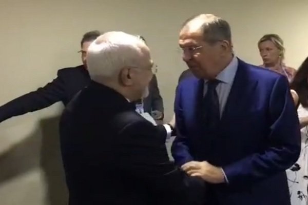 سنگا پور میں ایران اور روس کے وزراء خارجہ کی ملاقات